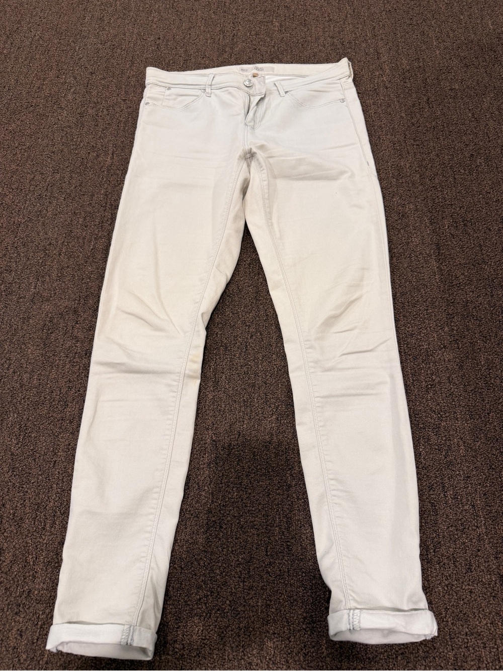 Topshop Women’s Slim Straight Skinny Jeans in very light gray-ish wash